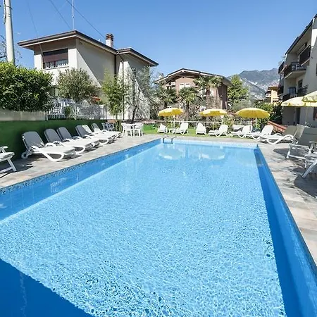 Garni Ischia 3*