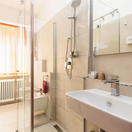 Szálloda Garni Ischia Malcesine