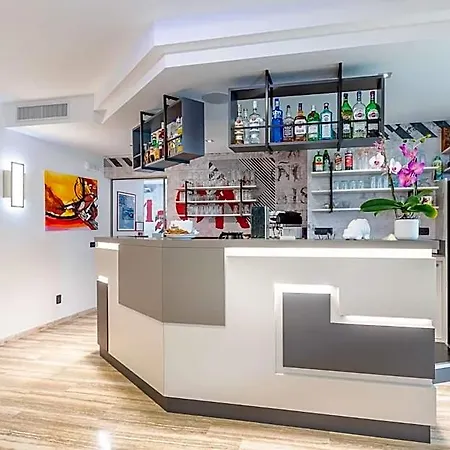 Hotel Garni Ischia 3*