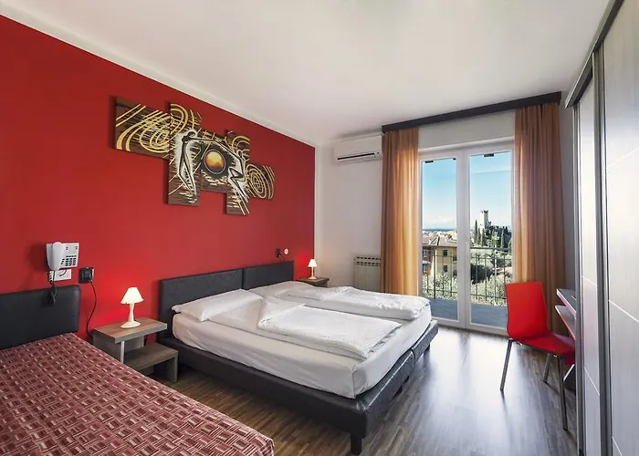 Garni Ischia Hotell 3*